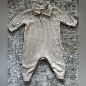 Baby Gap Beige Knit Baby Footie